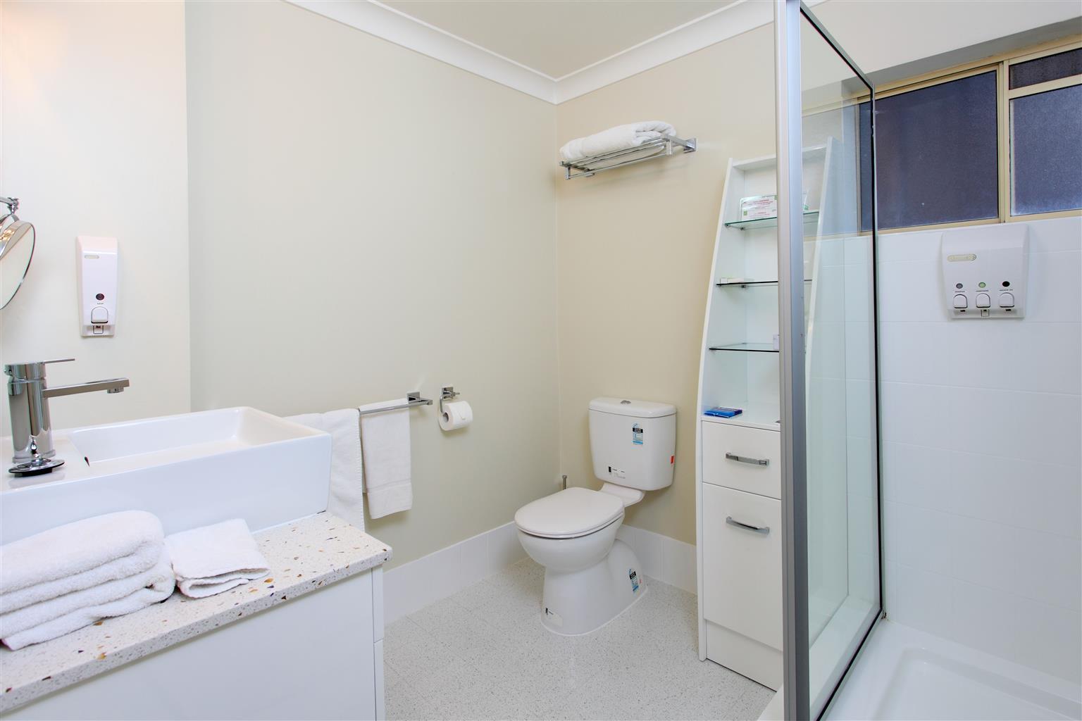 Western Gregory Terrace 4*